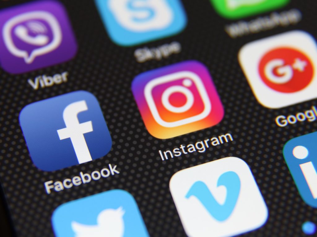 redes-sociales-adquision-de-pacientes